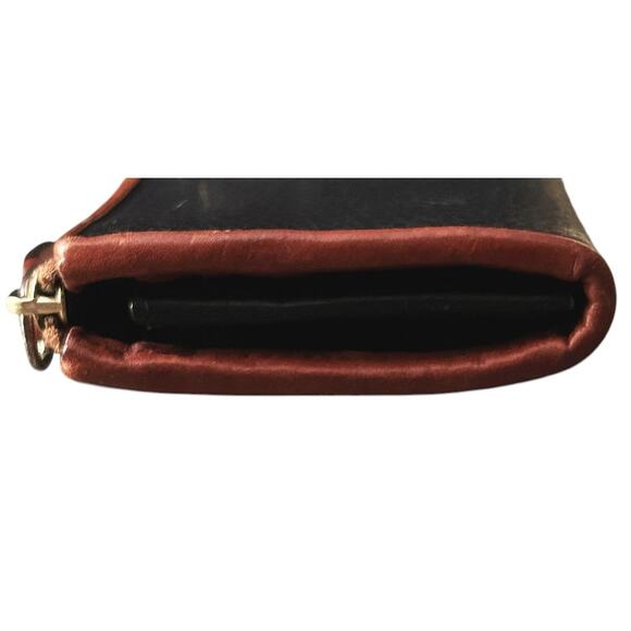 Dooney & Bourke Vintage Pebbled Leather Black & Tan Wallet - Picture 4 of 8